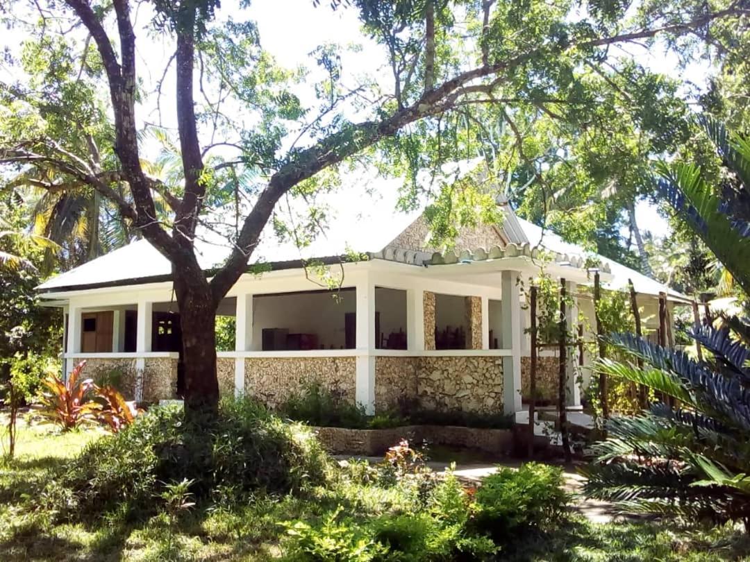 Jozani Biosphere Village Exterior photo